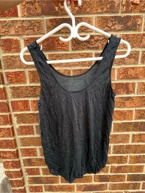 Club Monaco Black Women's Scoop Neck Tank Top